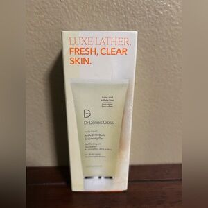 Dr.Dennis Gross Alpha Beta AHA/BHA Daily Cleansing Gel 60 ml.